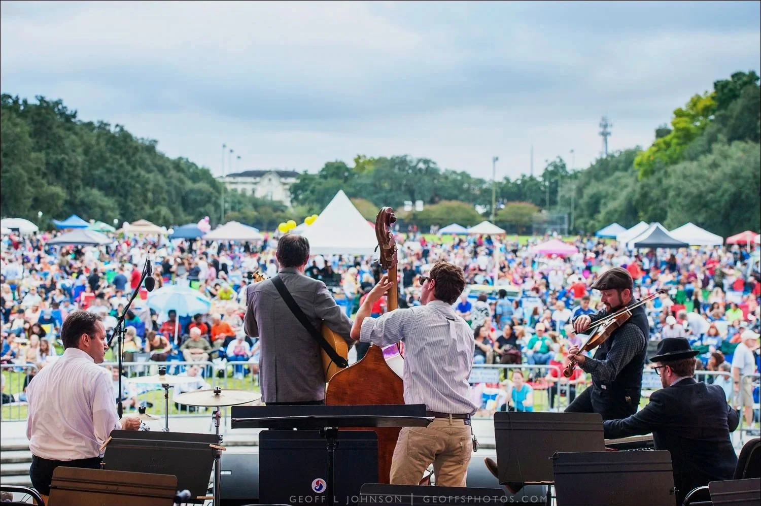 velvet caravan at picnic in the park, in savannah's forsyth park.
