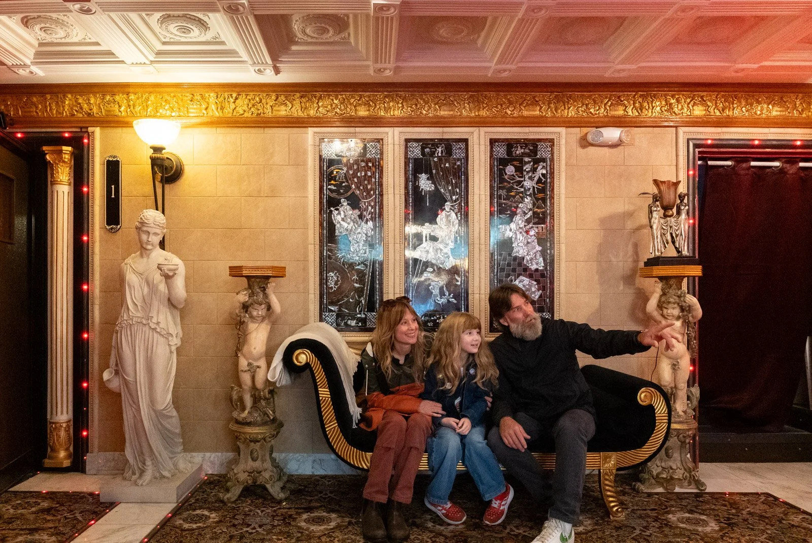 2024-05-29 - Luray Family Vaca - Page Theaters - For Web-1001.jpg