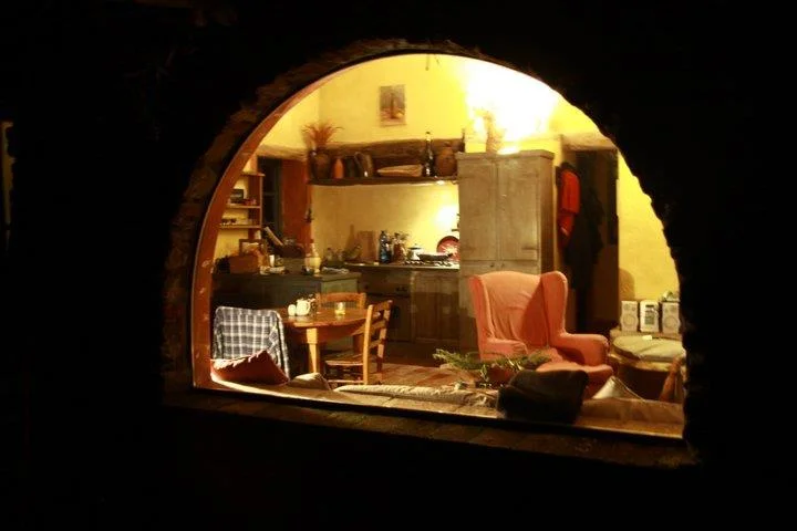 A window into my life ... pic Smilin' Vic took in Tuscany from the outside looking in.