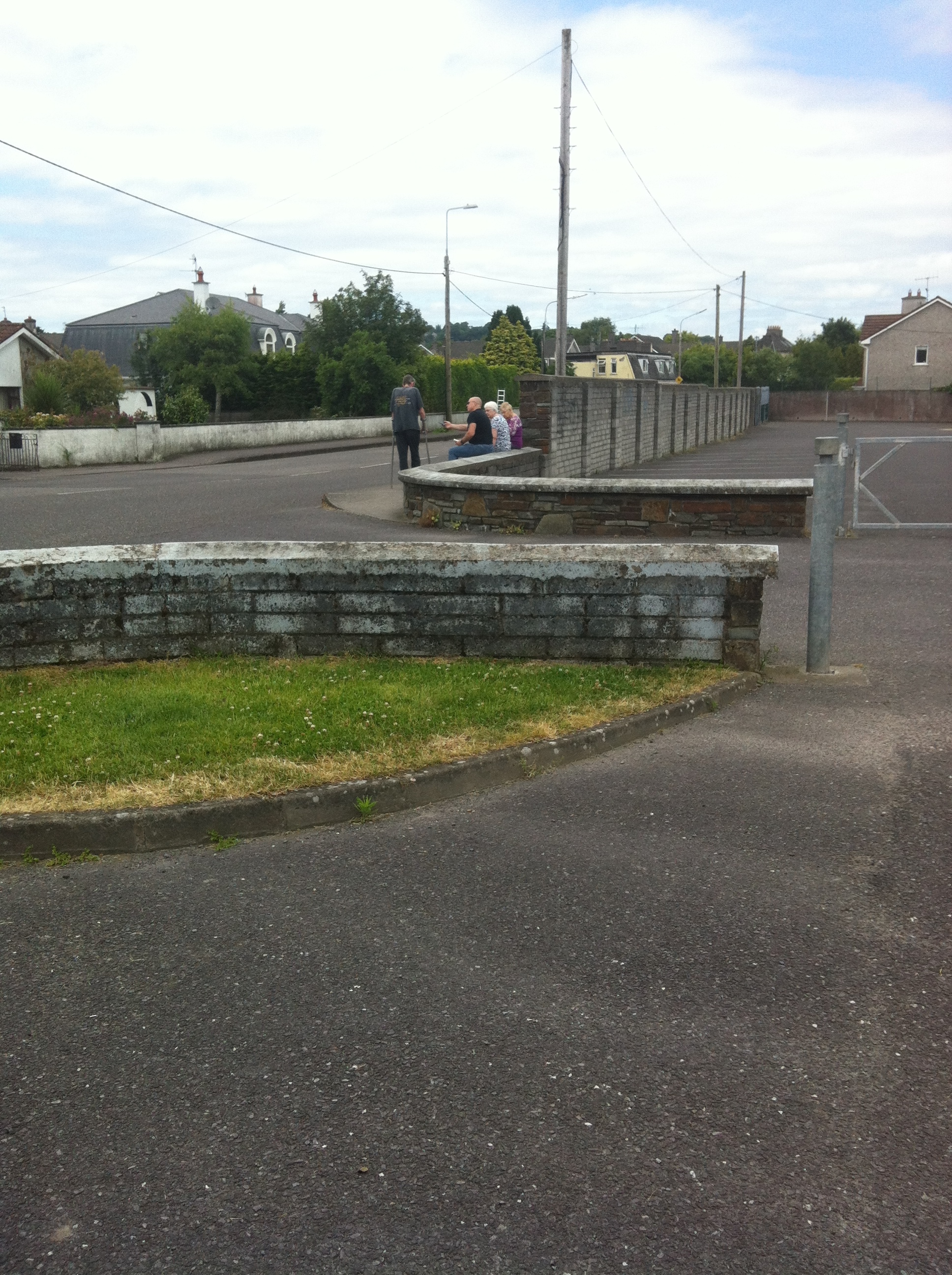 Some Irish folk intent on helping us find sweet Deirdre with the white hair ...