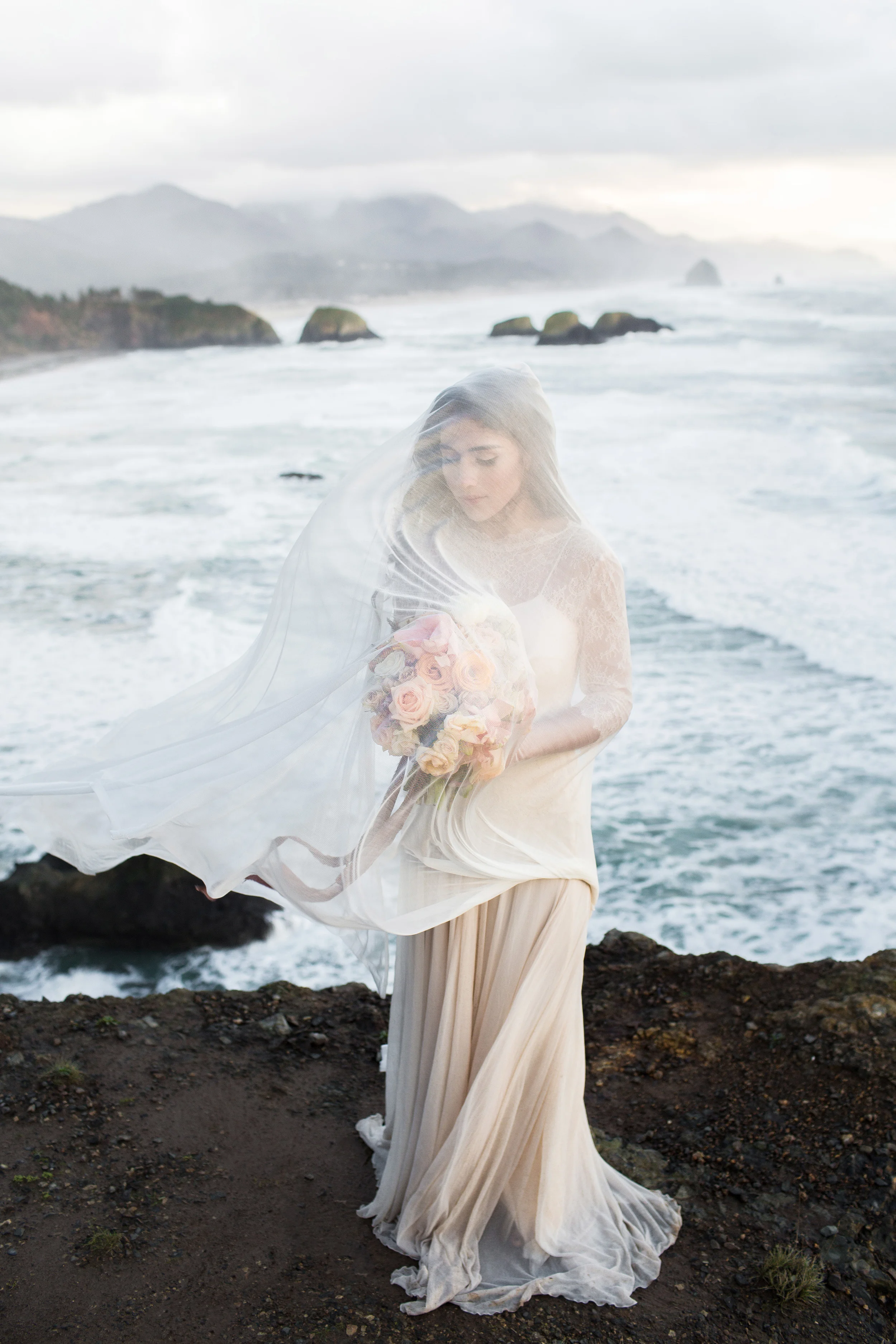 OregonCoastBridals (68 of 131).jpg