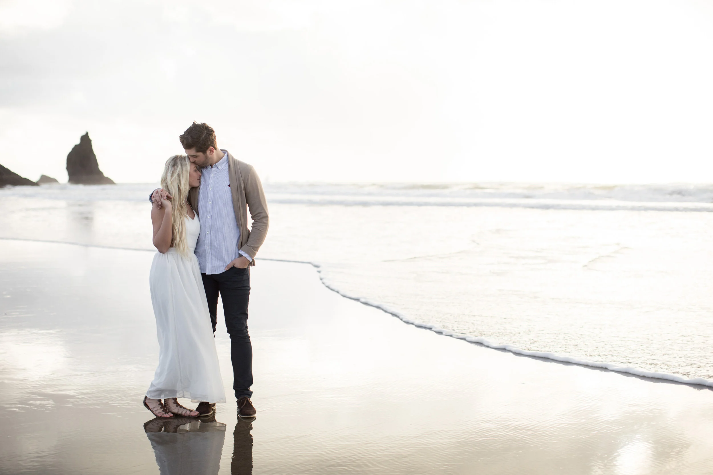 CANNONBEACHENGAGEMENTS (14 of 58).jpg