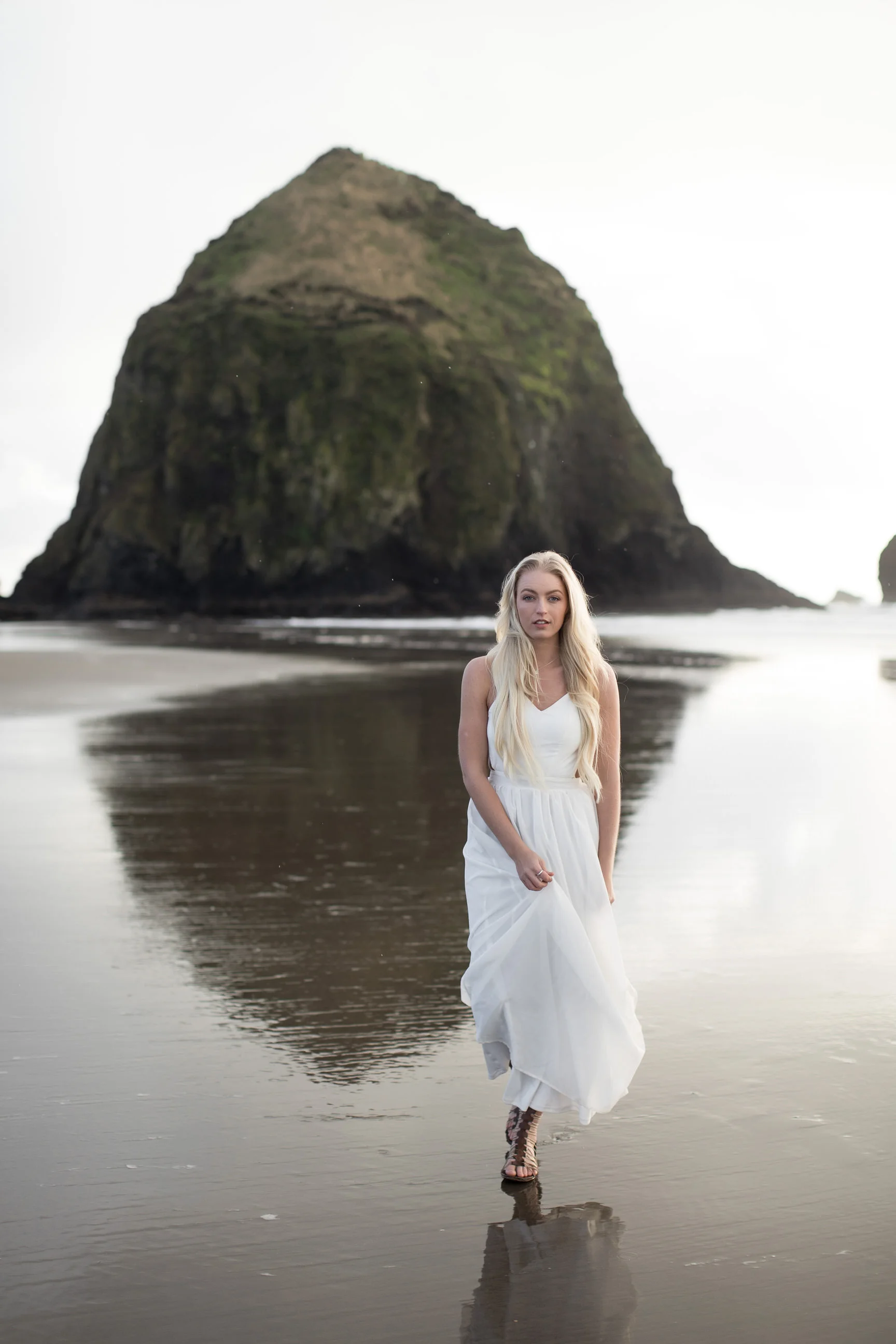 CANNONBEACHENGAGEMENTS (26 of 58).jpg