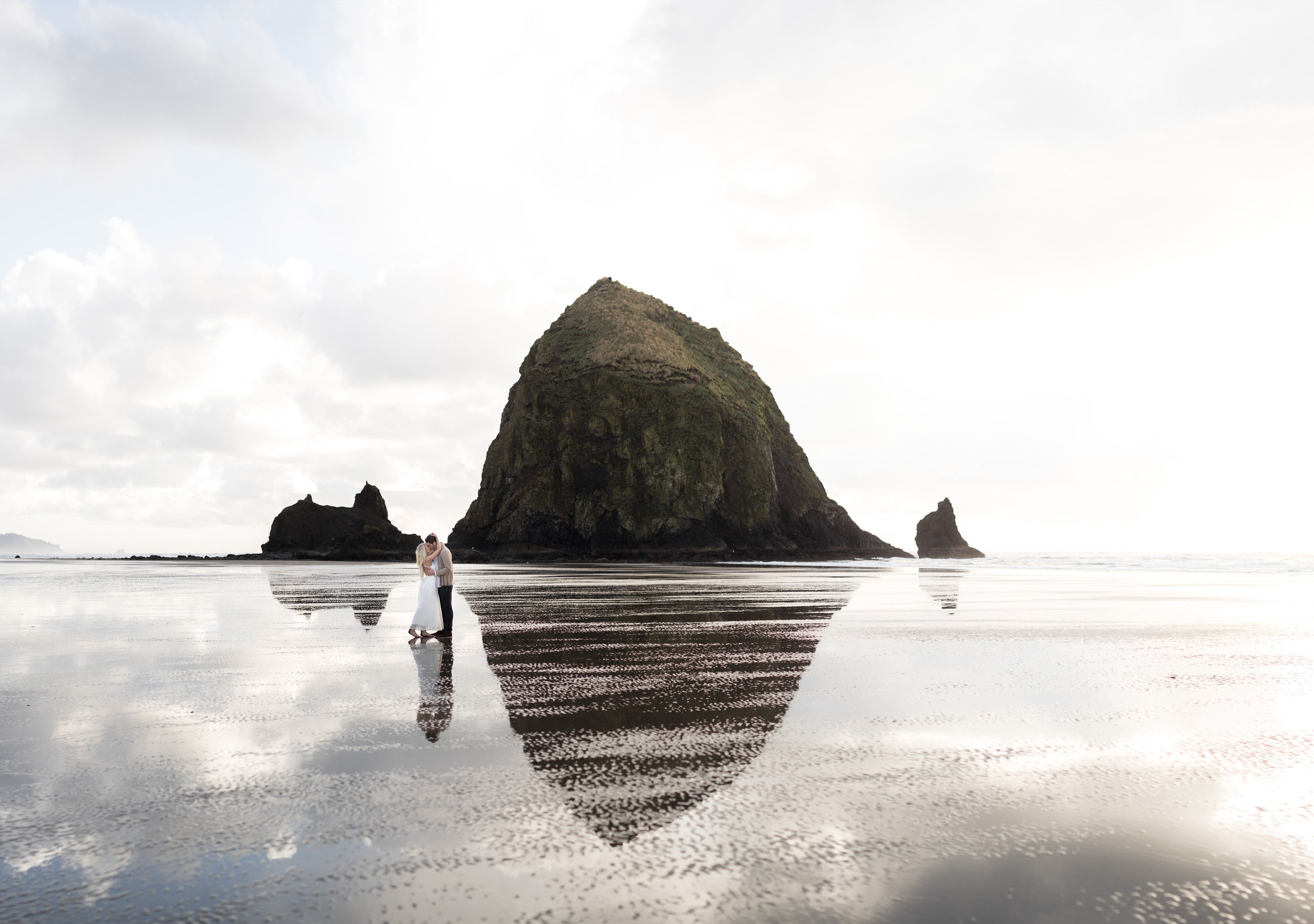 CANNONBEACHENGAGEMENTS (12 of 58).jpg