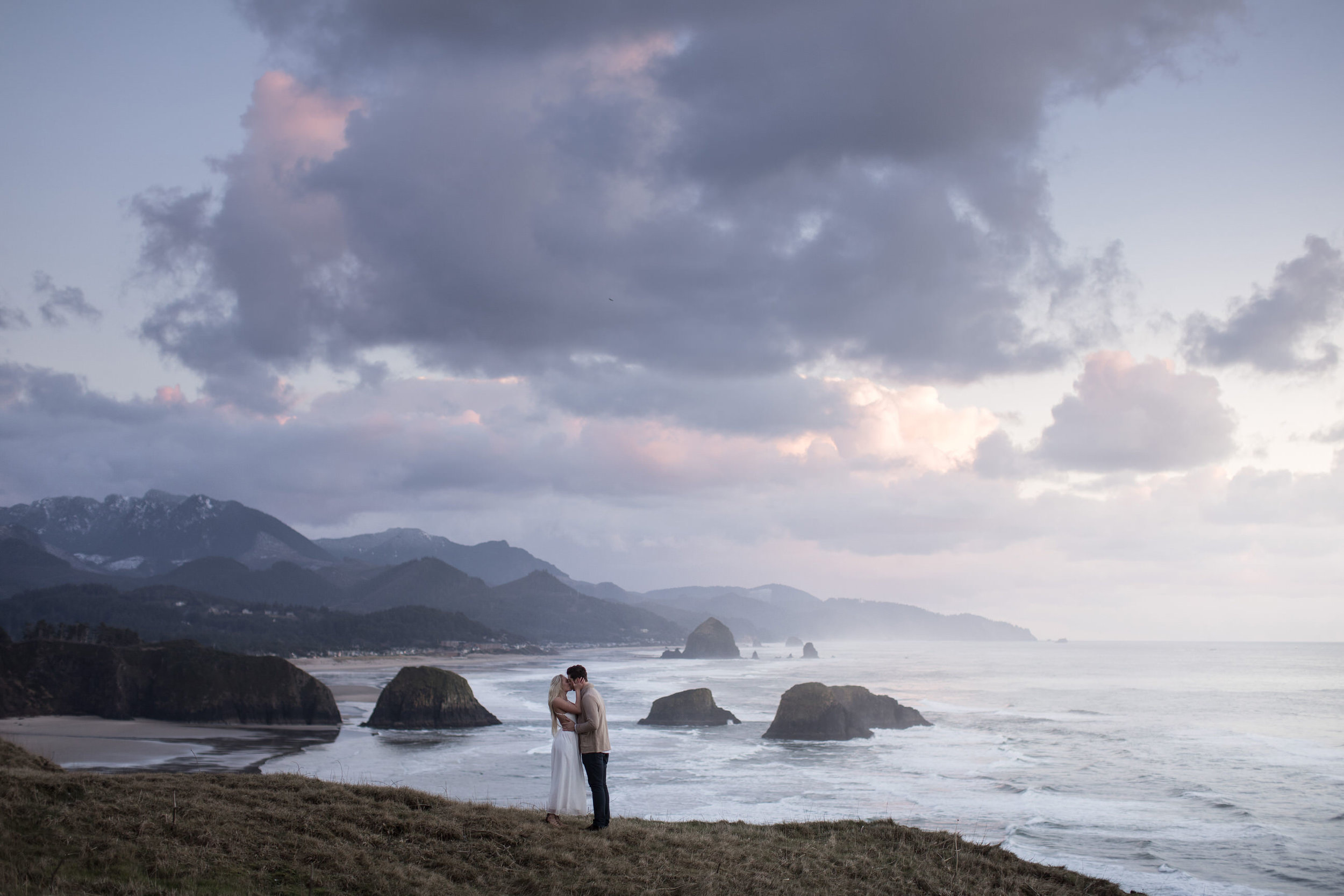 CANNONBEACHENGAGEMENTS (58 of 58).jpg