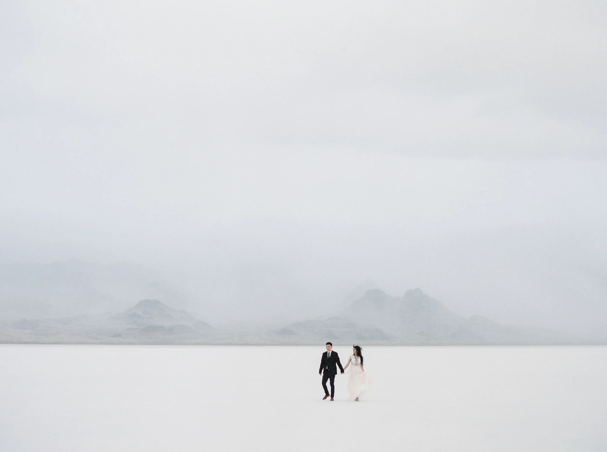 SaltFlatsStyledBridals2017Film (35 of 54).jpg