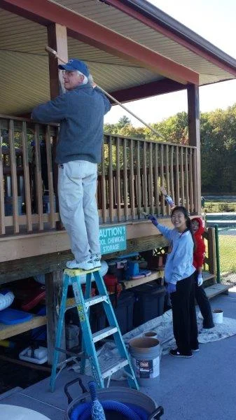 staining the deck photo 1.jpg