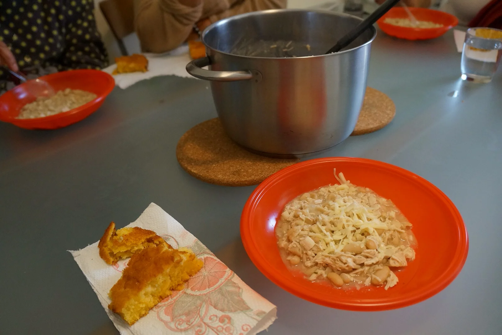 White chili and cornbread