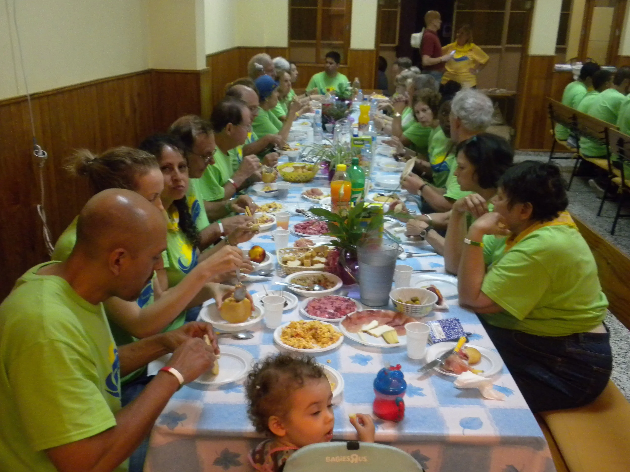 Having our typical Spanish meal on our last night in Tenerife...at 9:30pm...a very common time for our evening meals! 