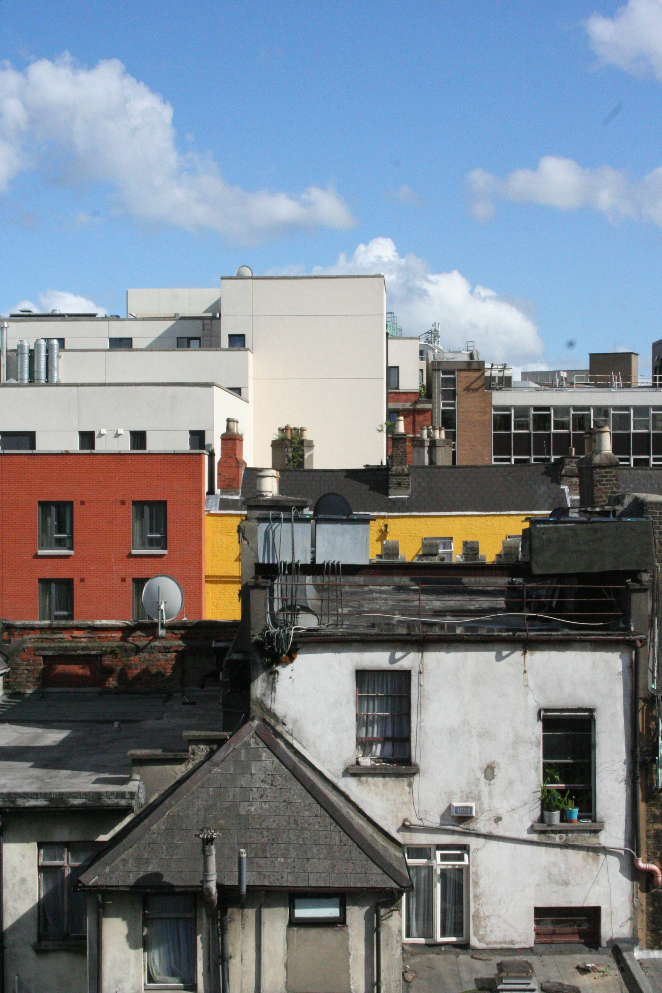  Dublin, IR 