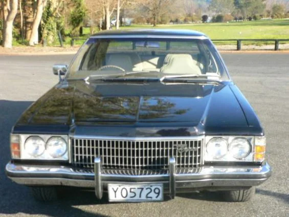 15-hj-statesman-01.jpg