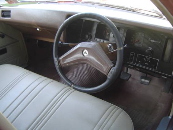 14-72-hq-ute-2.jpg