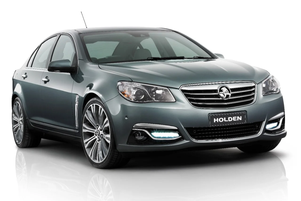 2013 Holden VF CalaisV Sedan 01s.jpeg
