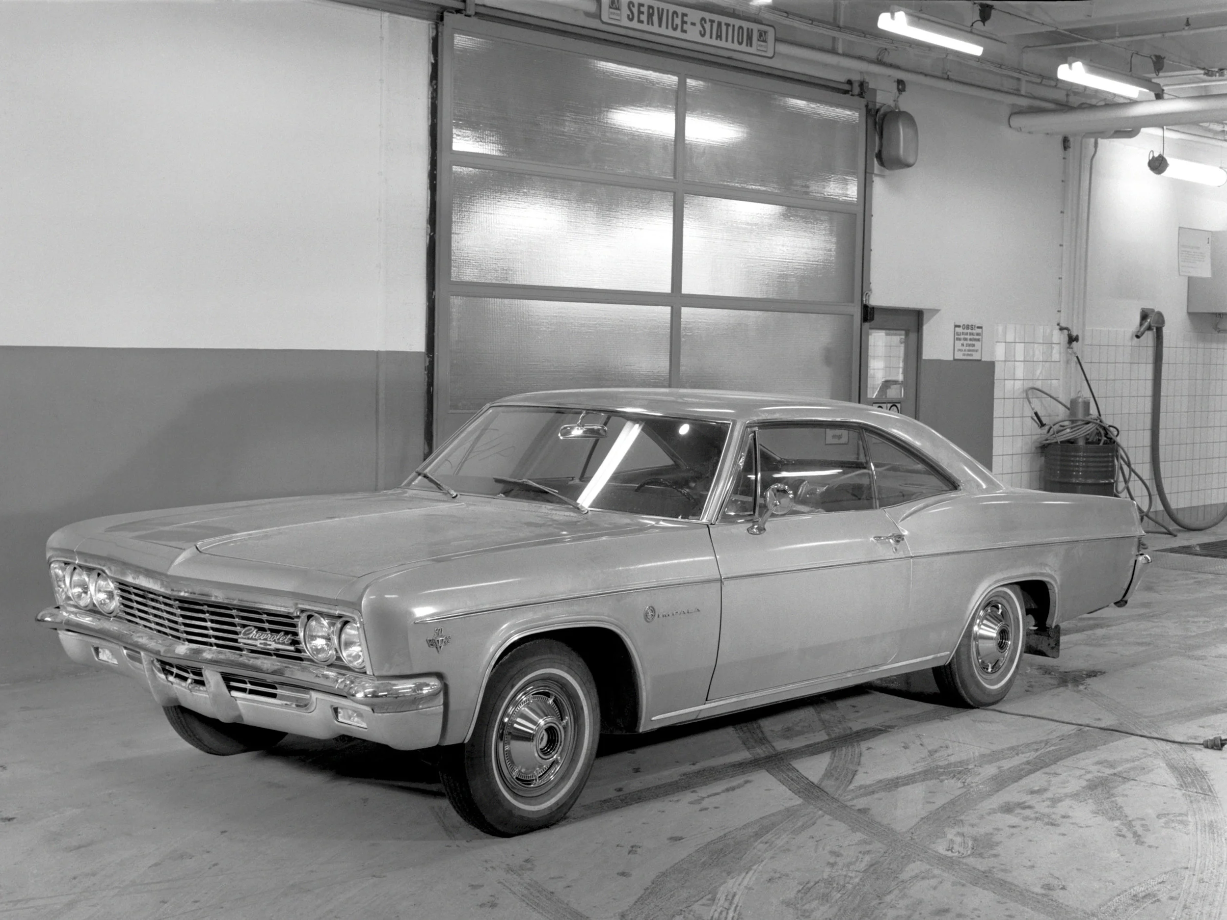 1966-chevrolet_impala-01.jpeg