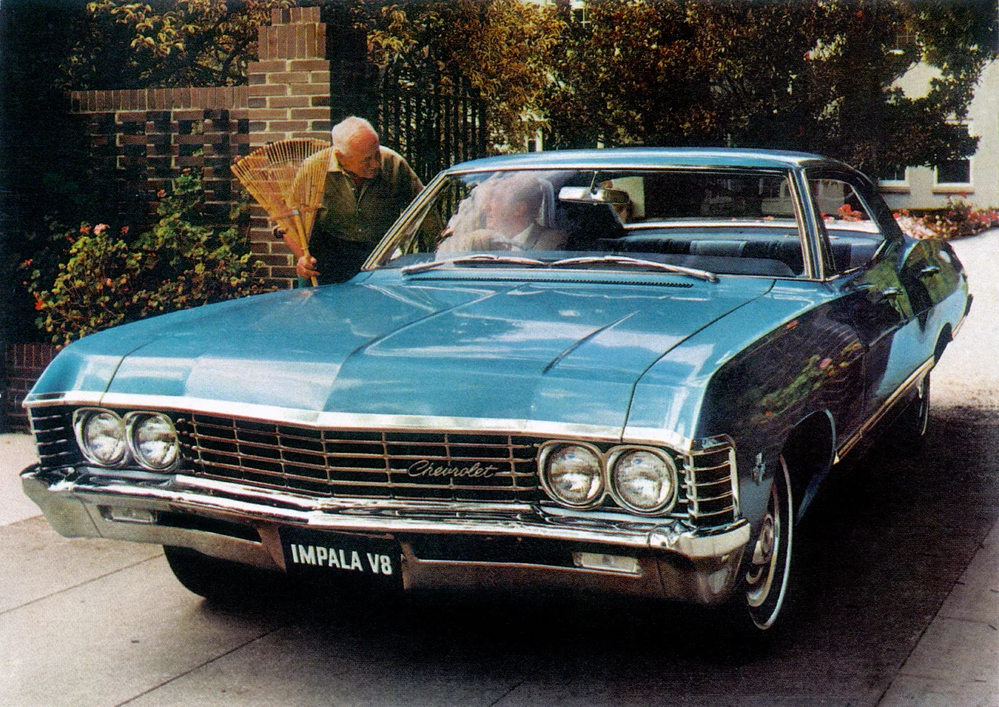 1967-chevrolet_impala-sedan-01.jpeg