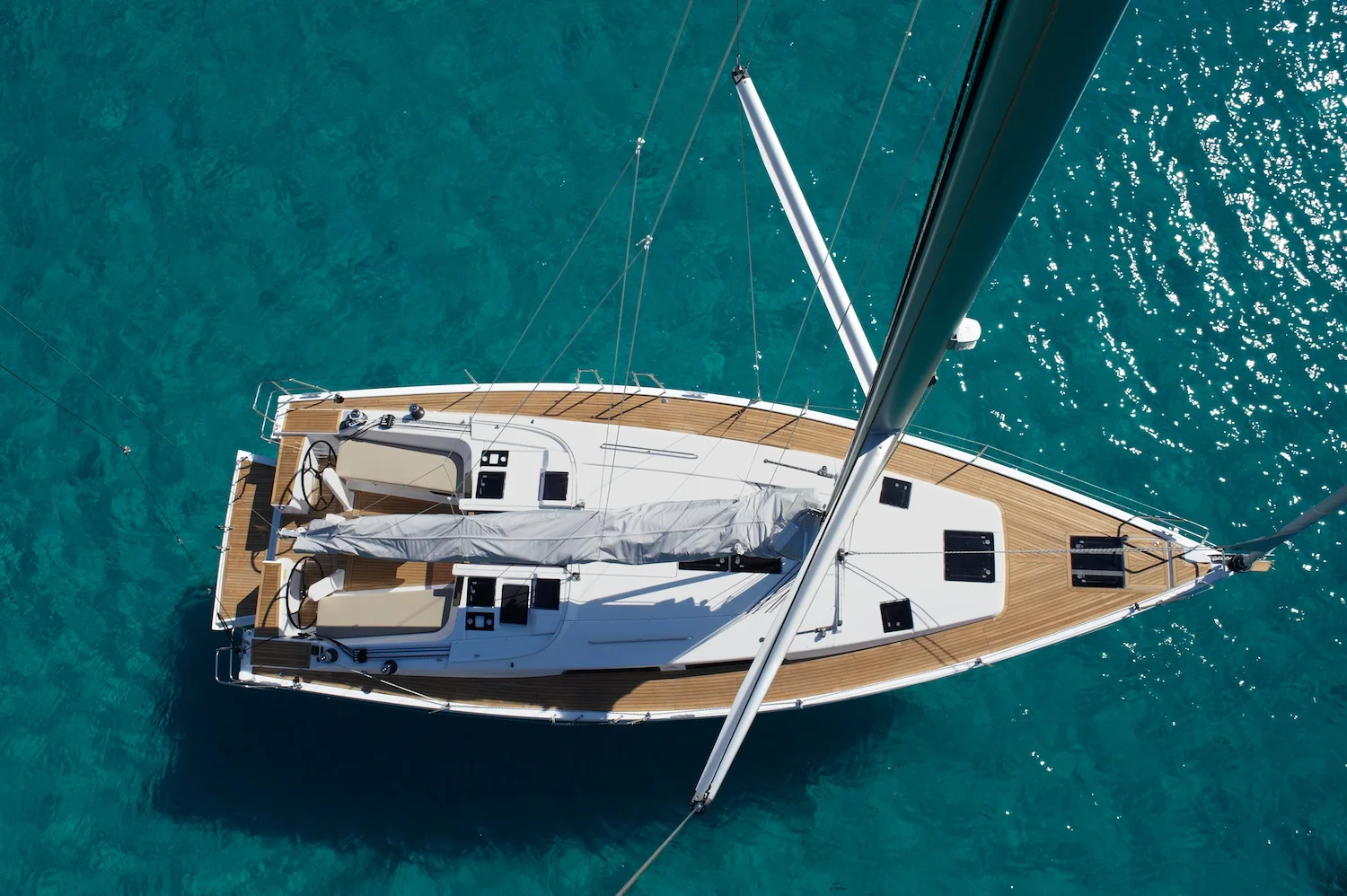 0212_hanse415_b3601v2-small.jpg
