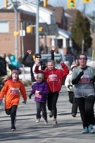 ymcahalfmarathonracers20123.jpg