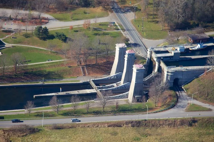 Ptbo1400Feet1.jpg