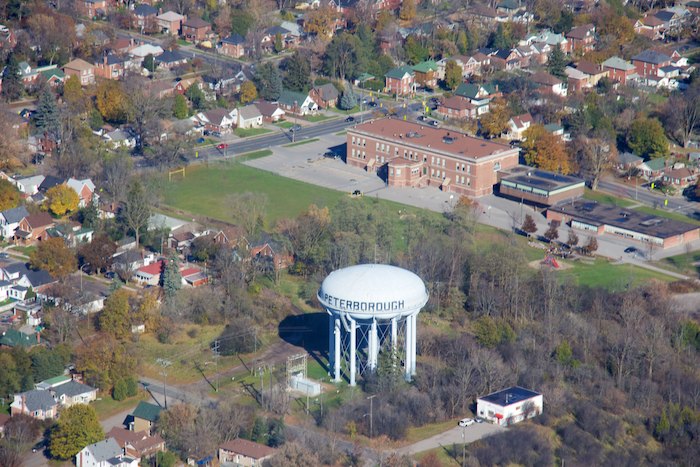 Ptbo1400Feet6.jpg