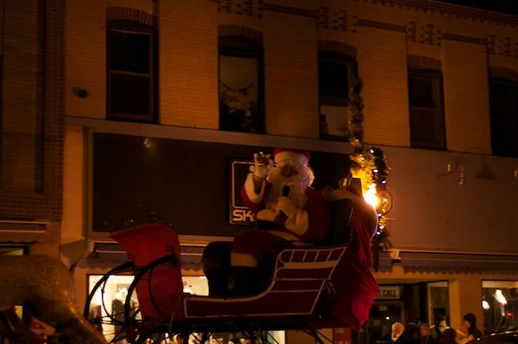 SantaParade10.jpg