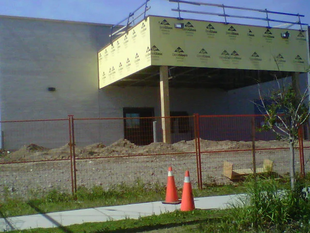 Drive Thru Beer Store To Open On Lansdowne Street This Summer