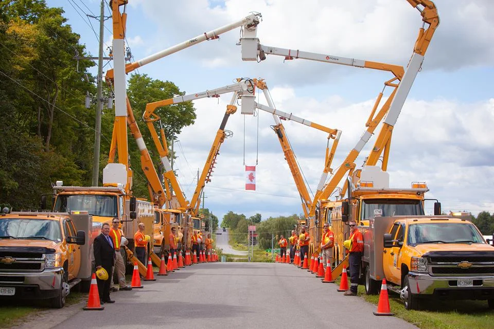 Look At This Tribute Peterborough Utilities Did During Former Co-Worker's Funeral Procession
