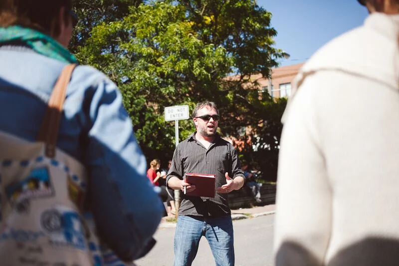 Donald Fraser leading a tour (photo by Jessica Melnik Photography)