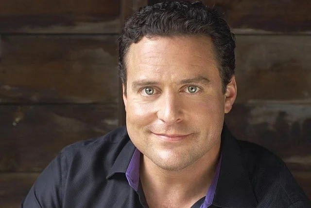 An Evening of Comedy, Music and Drama to Benefit Refugee Families At Market Hall