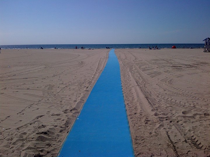 Accessibility mat in Cobourg