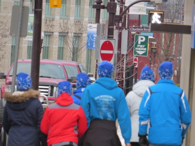 Participants on the walk route.