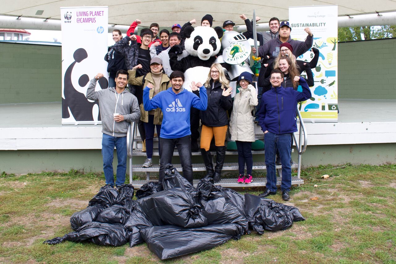 18-10-26-Shoreline-Cleanup-1.jpeg