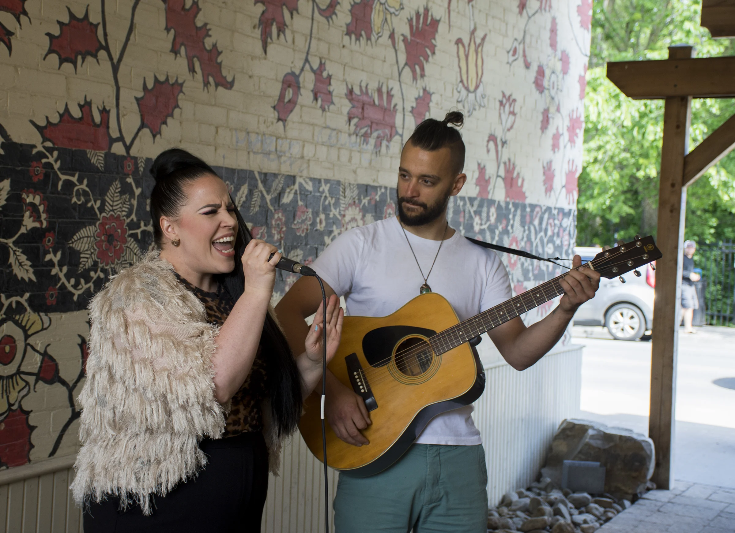 Stacey Kay and Jonathan Cullen performing at the Hootenanny on Hunter Street press event in Hunter Street alley. Stacey will be performing at the Hootenanny on August 10th