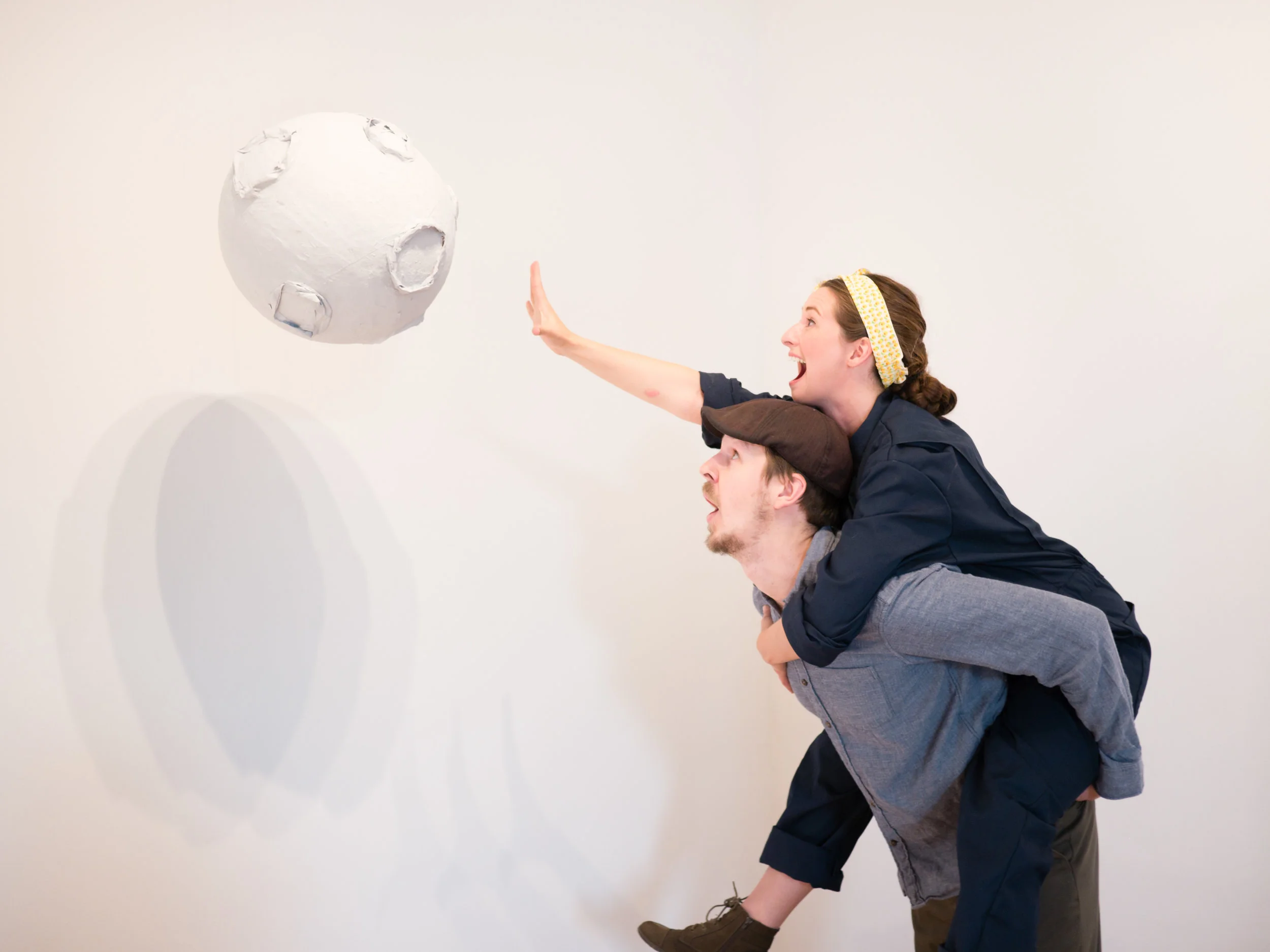 Stars Chris Whidden and Peyton Le Barr (show photo by Andy Carroll)