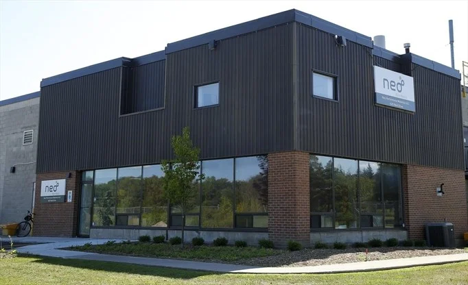 neo building.jpg