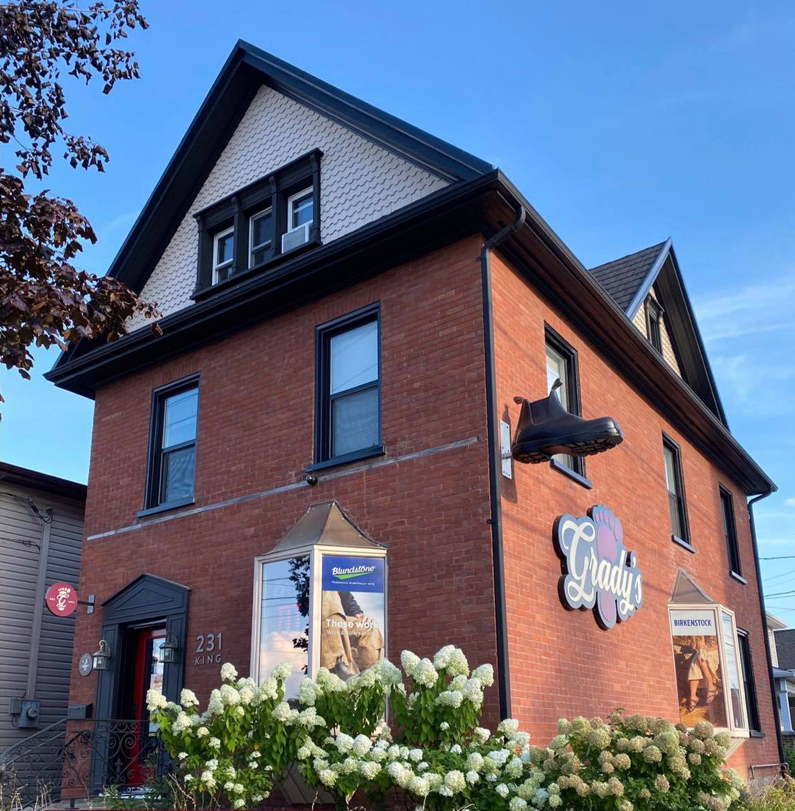 Grady's exterior.png