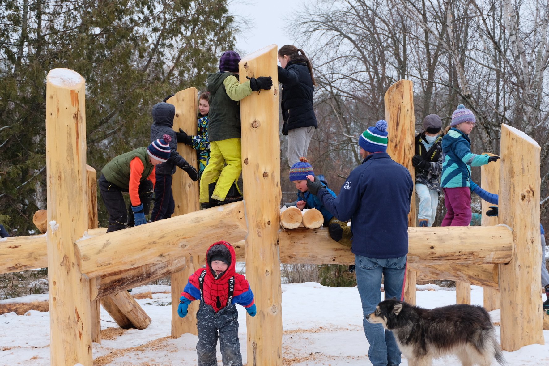  A naturalized playscape is one way to introduce children and those willing to unleash their playfulness to natural play in an urban landscape. Photo by Lili Paradi. 