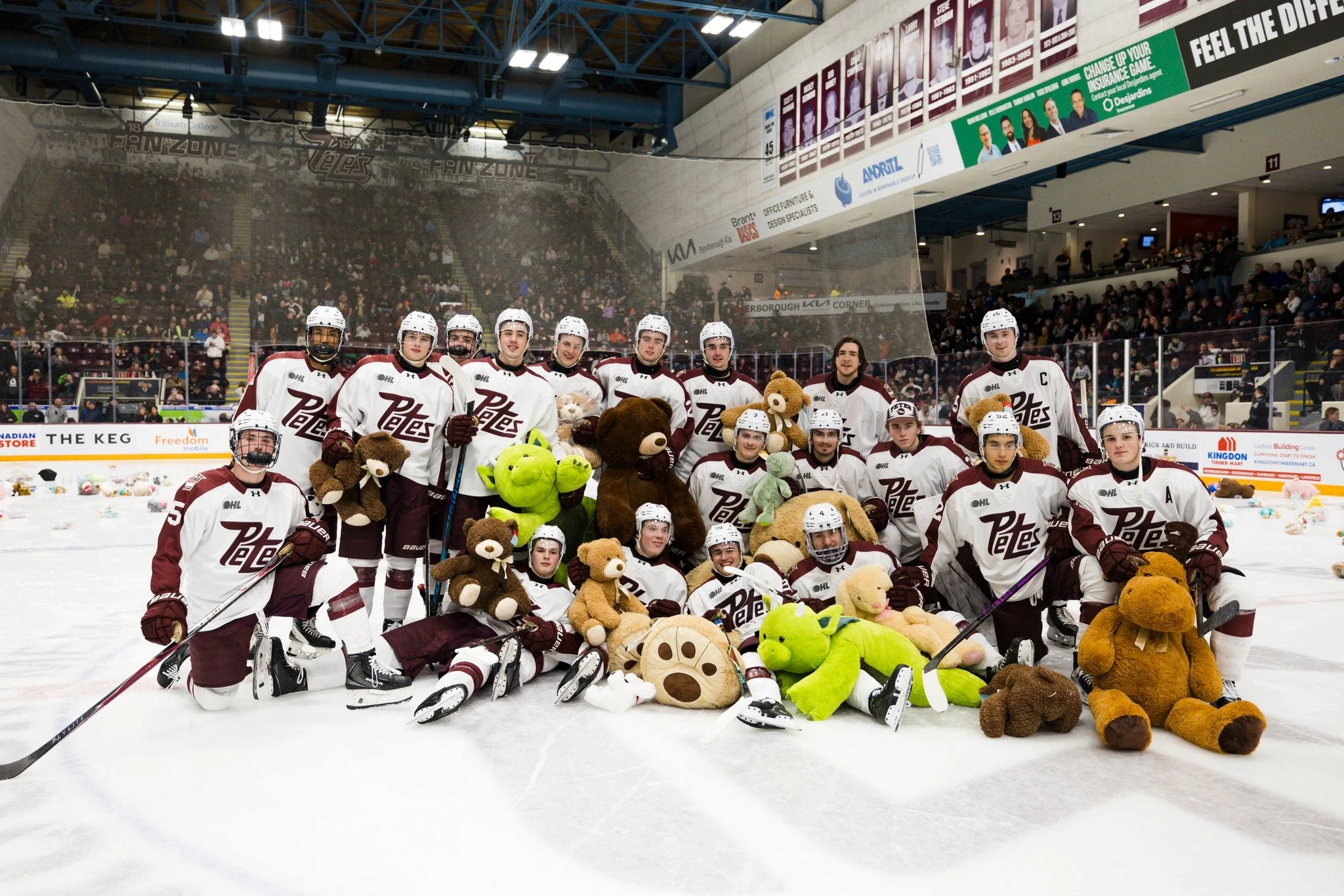 Windsor Spitfires's Early Offense Too Much For Peterborough Petes On Teddy Bear Toss Night
