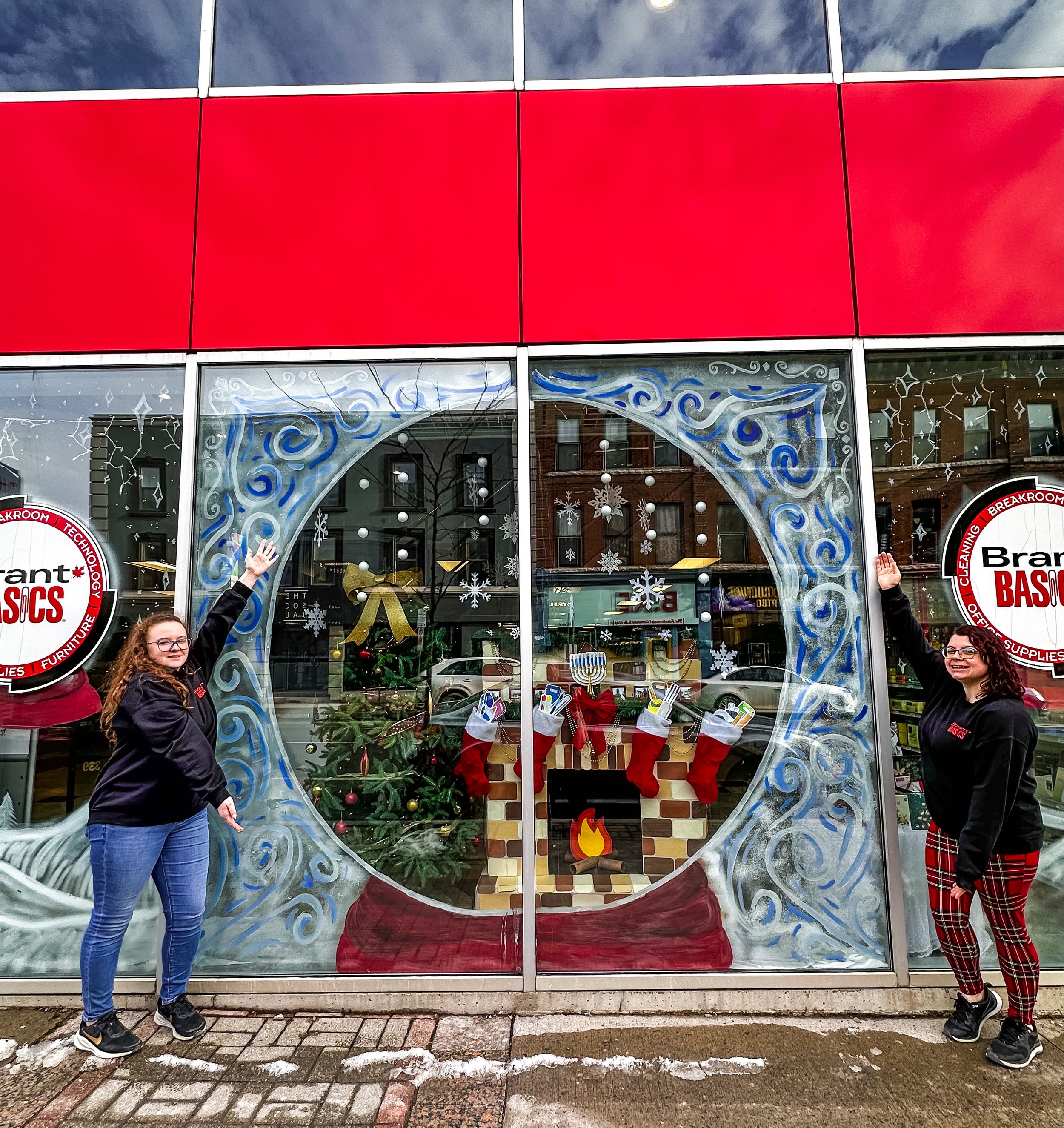  Second place winner Brants Basics with their Holiday Window display. All photos courtesy of the Peterborough DBIA. 