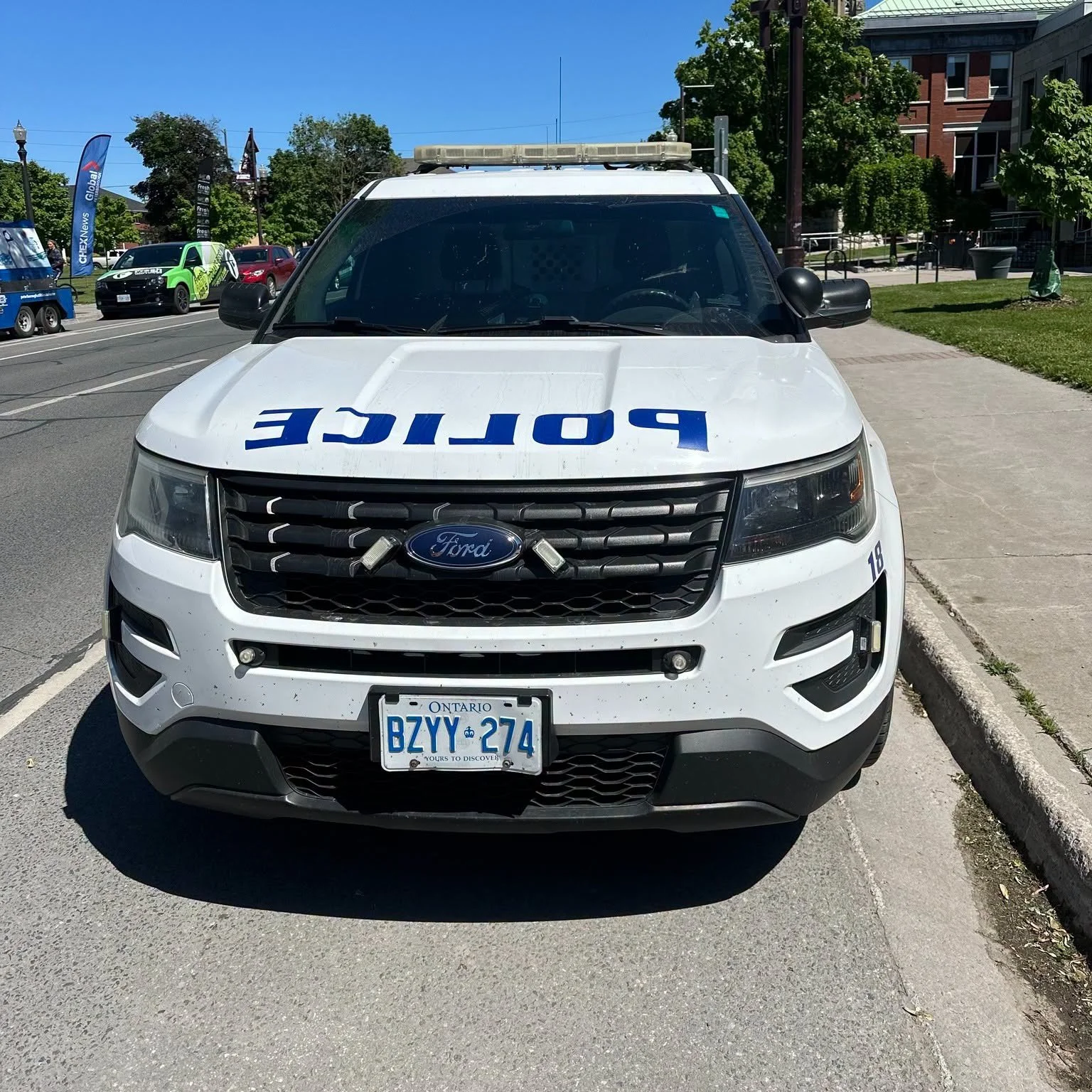 Peterborough Police Seeking Multiple Male Suspects Selling Fake Jewelry After Series of Incidents