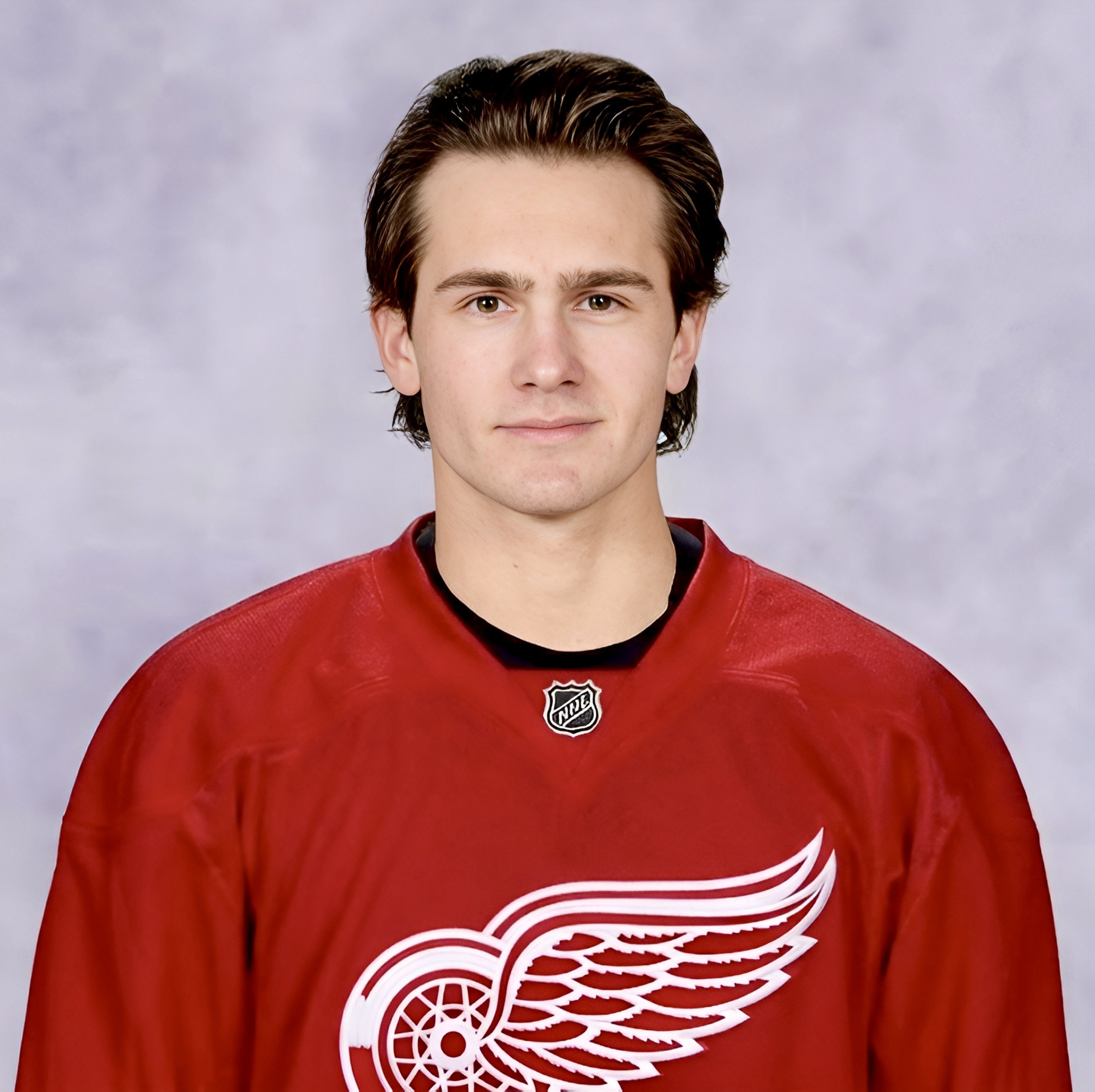 Peterborough Product Chase Stillman Signs with Detroit Red Wing