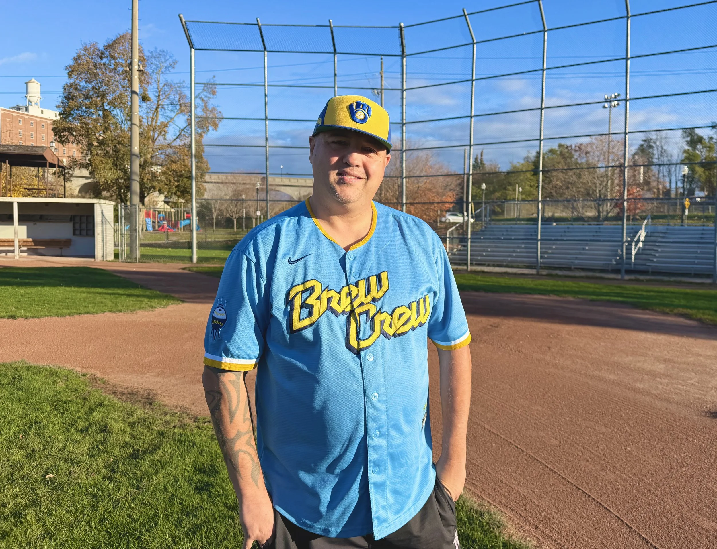 Craig Meredith went his own way at 10 years old, choosing a baseball team more than 1,000 kilometres from home. Now, after the Milwaukee Brewers finally won it all, he can proudly say: “We’re the champs.”