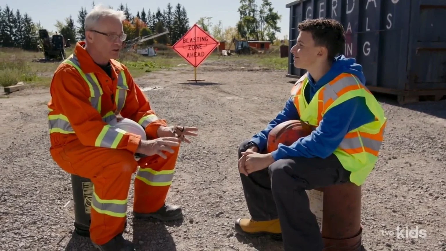 Fleming Colleges Bill Smith sits down with TVOkids host Brody Agmon to discuss the technique rock blasting