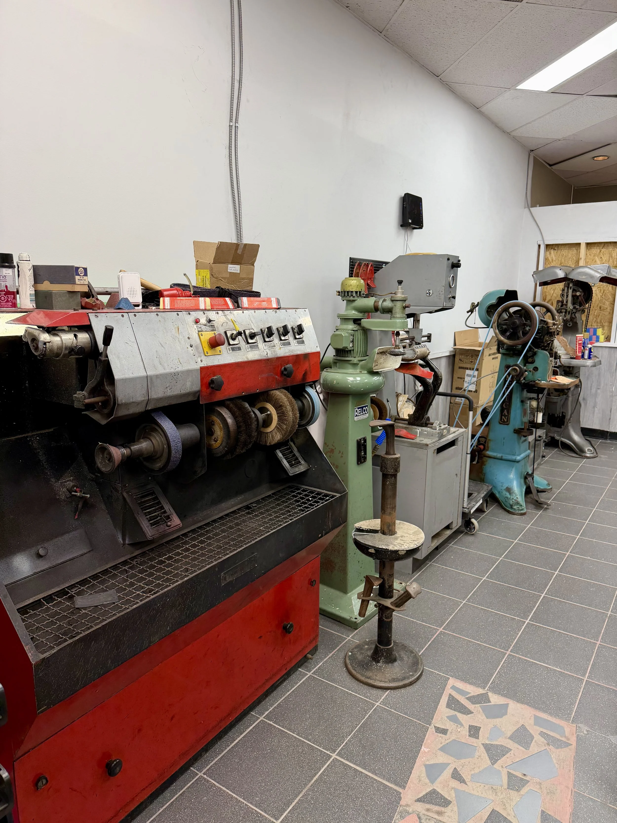 From shoe repair and leather care to jacket and zipper repairs, luggage restoration, watch batteries and key cutting, Step & Stitch offers a wide range of repair services