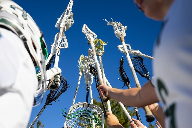 The Trent Excalibur women’s lacrosse team is one step closer to defending its provincial title after a dominant 25-4 victory over the University of Toronto on Friday at Justin Chiu Stadium.