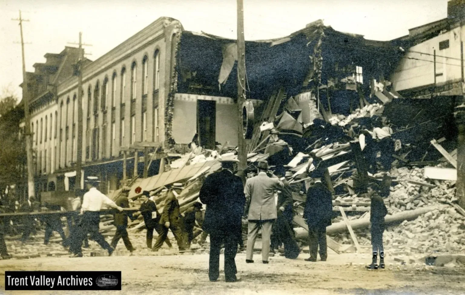 On August 28th, 1913, while the building was undergoing renovations to expand the store, disaster struck.