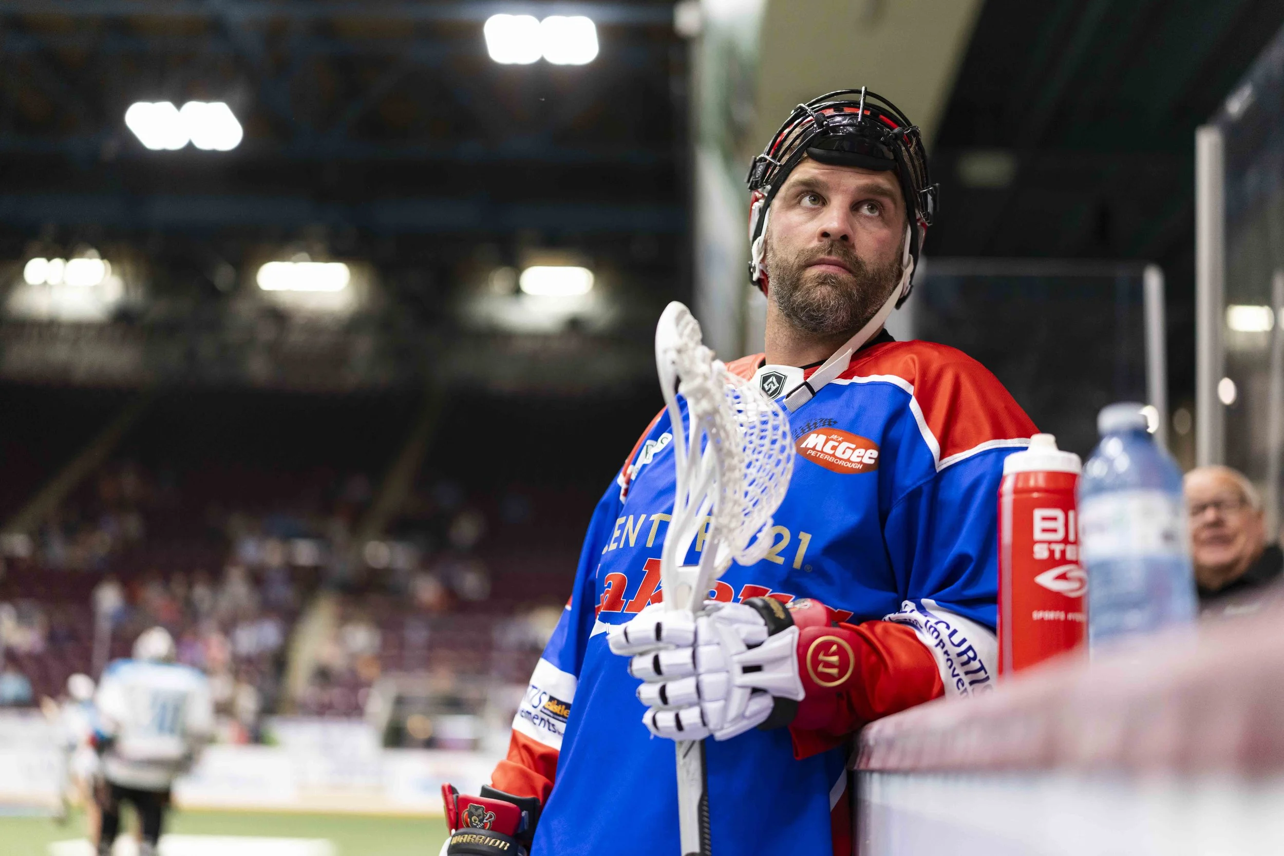 The Peterborough Century 21 Lakers dropped a 12-9 decision to the Six Nations Chiefs Sunday night, giving the Chiefs a 2-1 lead in the MSL final.