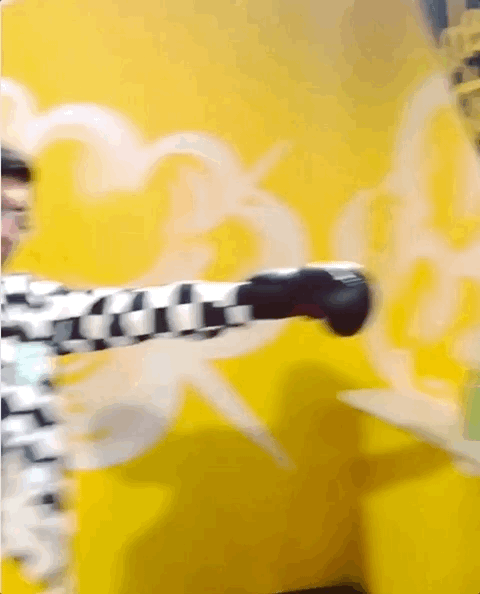 29Rooms-Punch-Gif-2.gif