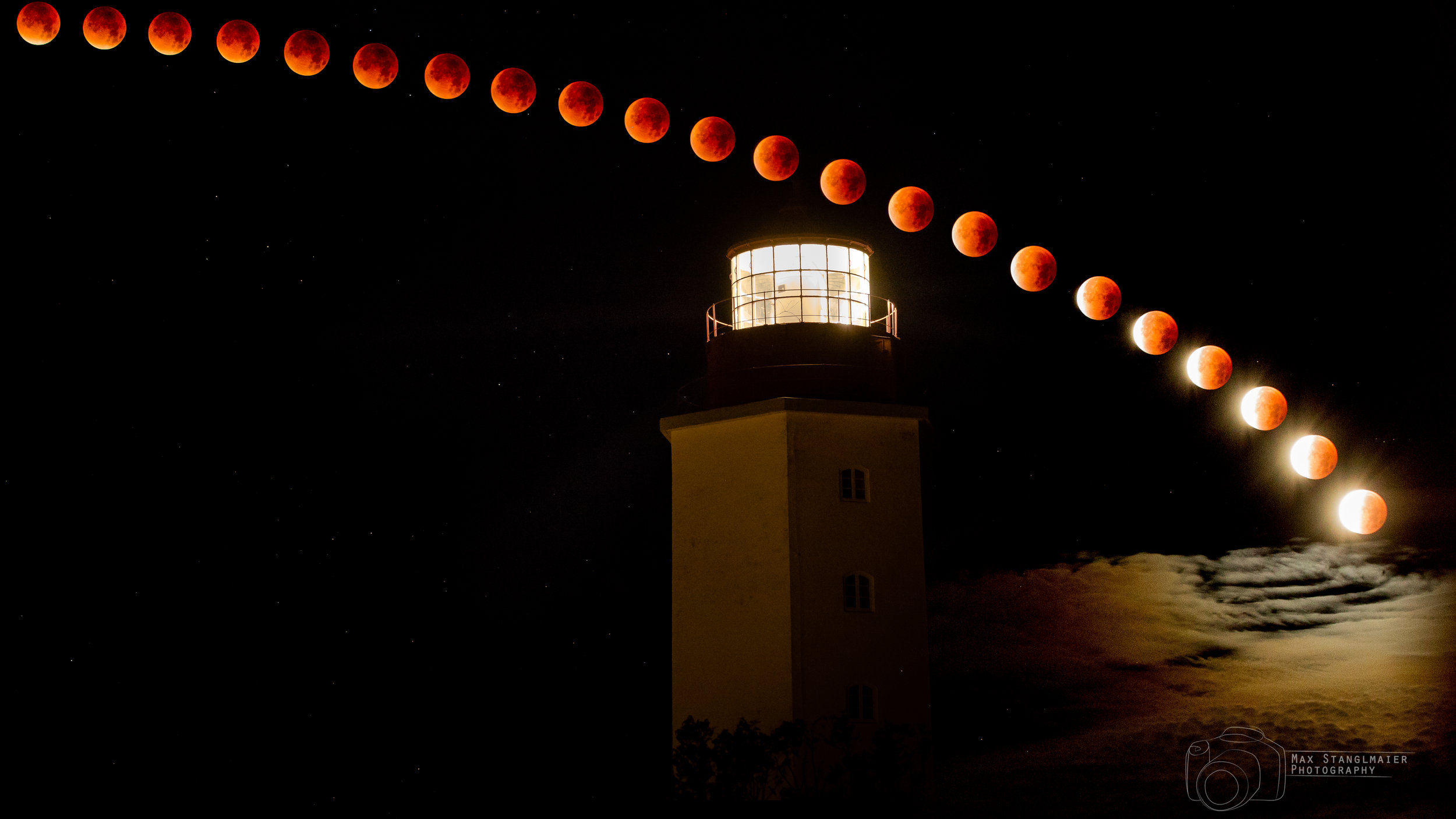 BloodMoon-2.jpg