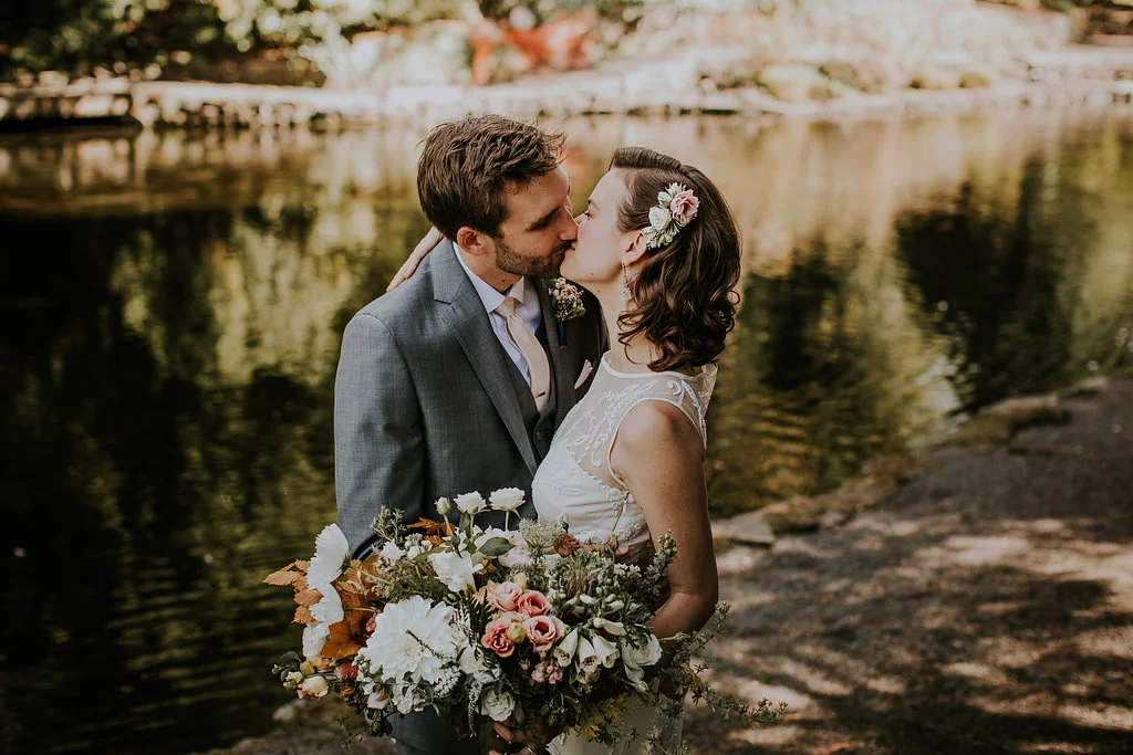 Fall wedding flowers at the Rhododendron Gardens