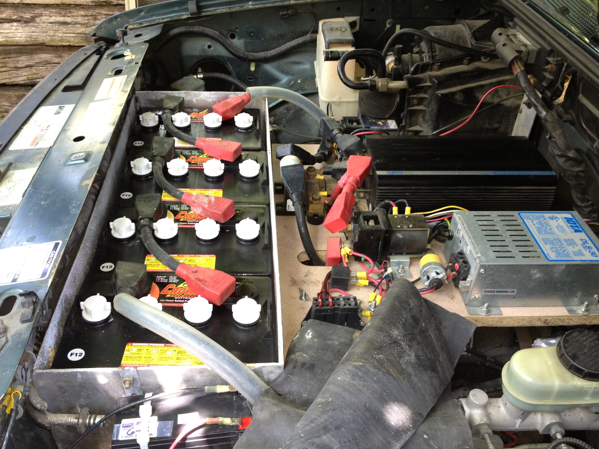  Under the hood of the Electric Ranger 5 years after the conversion with a new battery pack   